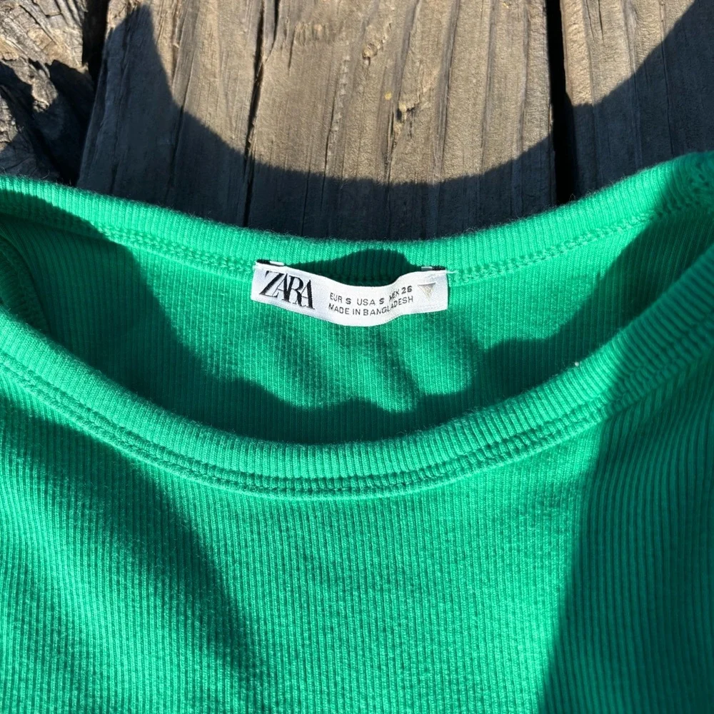 Zara Green Ribbed Cropped Tank - Picture 3 of 6
